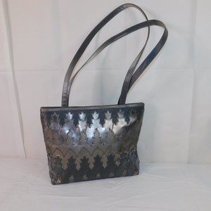Warren Reed Gorgeous Silver Shoulder Bag Purse